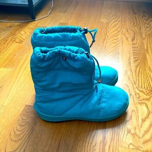 Womens Bogs winter boots